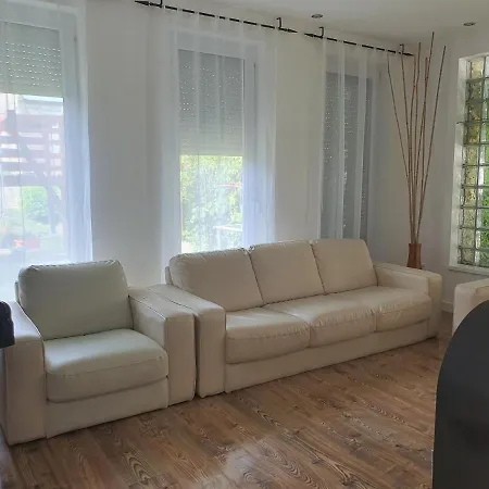 Apartament Ivett Apartmanhaz *