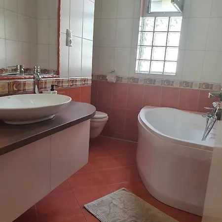 Apartment Ivett Apartmanhaz Balatonlelle