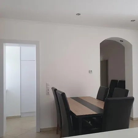 Ivett Apartmanhaz Apartament