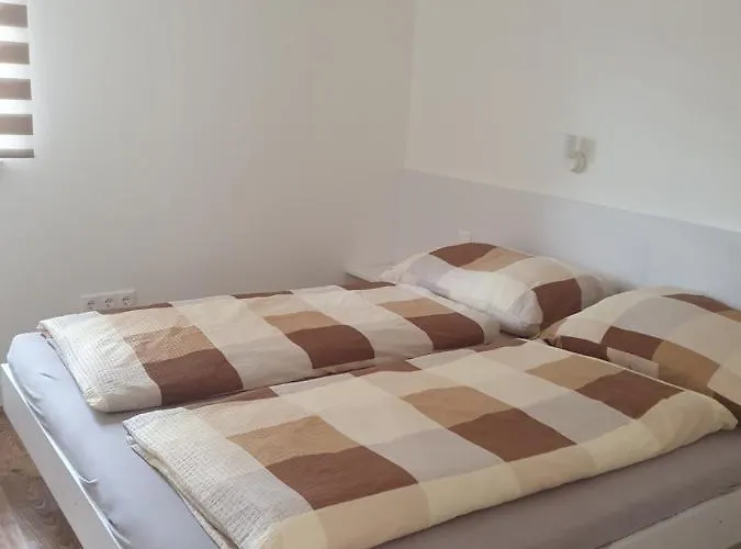 Ivett Apartman *